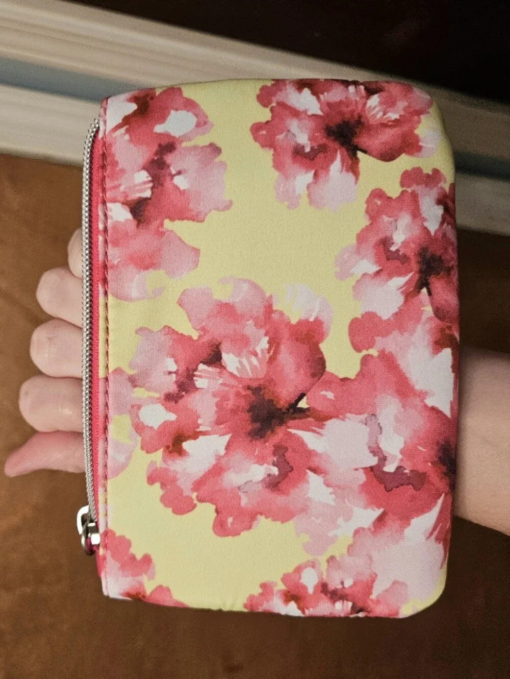 Betsey Johnson NWOT Zipper Pouch